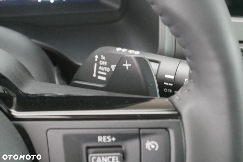 Nissan Qashqai 1.3 DIG-T MHEV N-Connecta Xtronic - 32