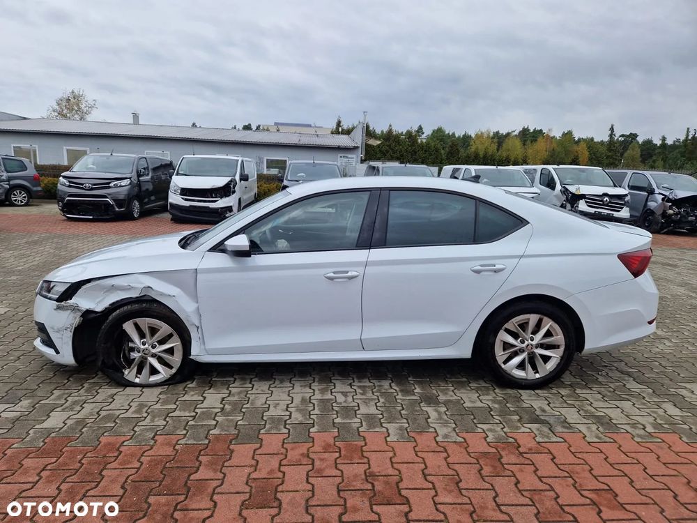 Skoda Octavia 1.5 TSI ACT Ambition - 2