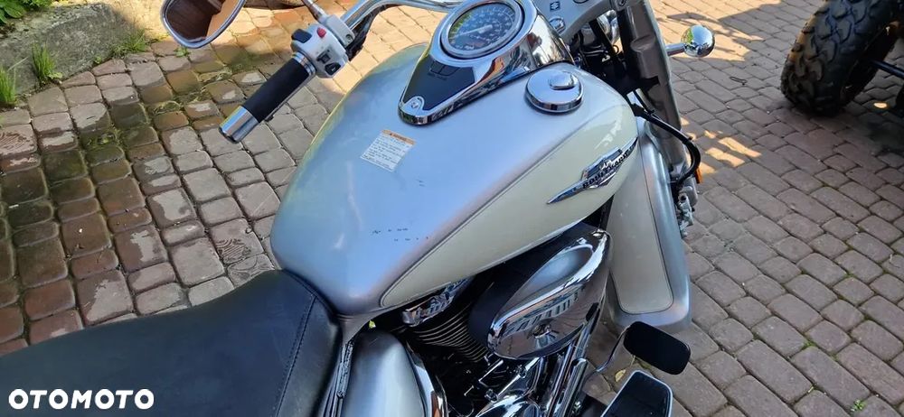 Suzuki VL 800 Volusia - Boulevard C50 - 32