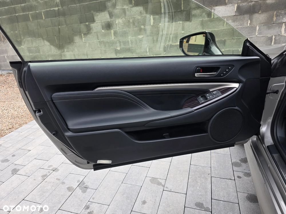Lexus RC - 15