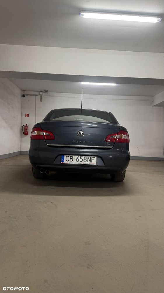 Skoda Superb 1.8 TSI Elegance - 11