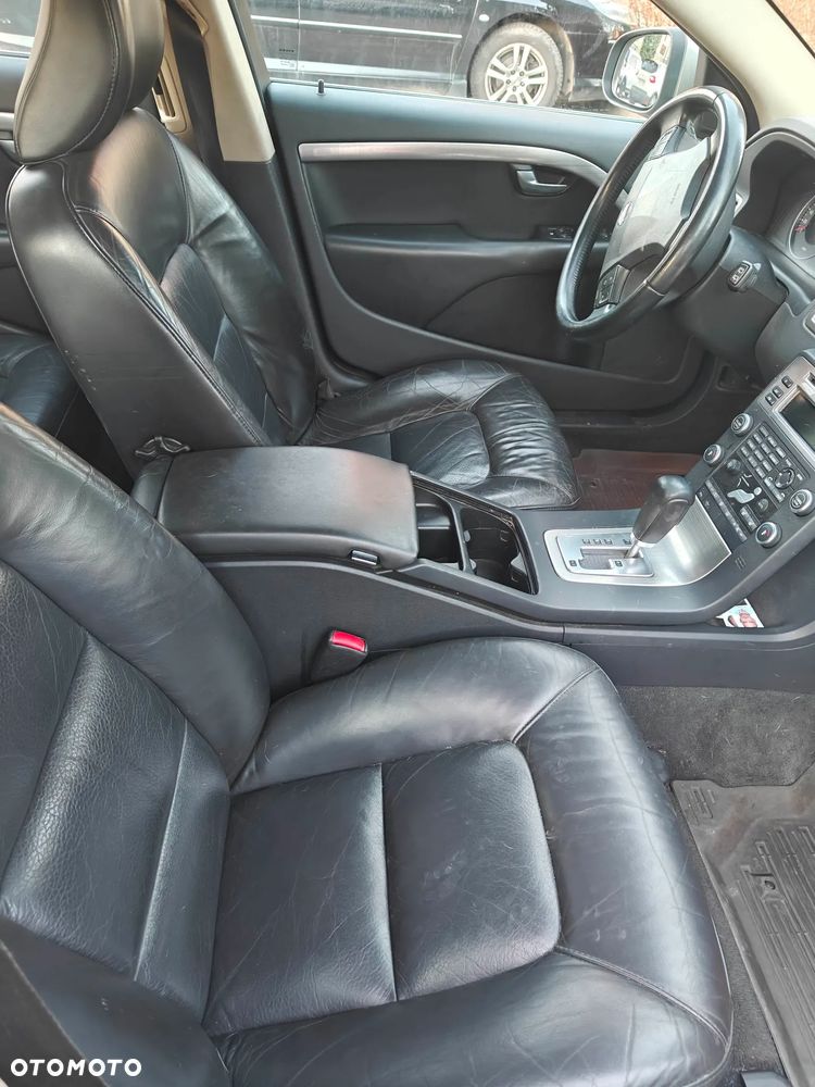 Volvo V70 - 9