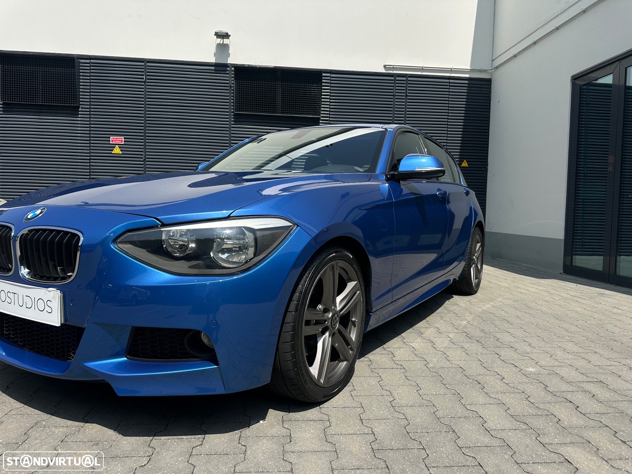 BMW 118 i Pack M - 6