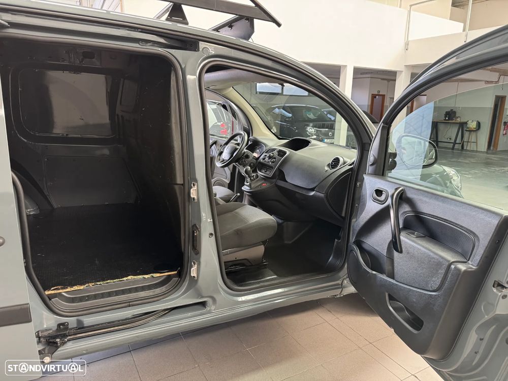 Renault Kangoo 1.5 dci 2L - 21