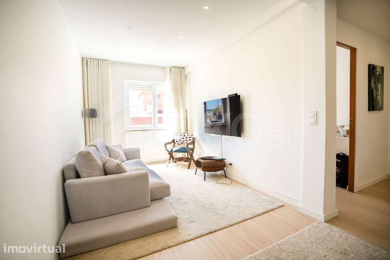 T2 REMODELADO NA VENTEIRA | 70,5 M² DE ÁREA + SÓTÃO PRIVATIVO | CENTRO - Grande imagem: 4/23