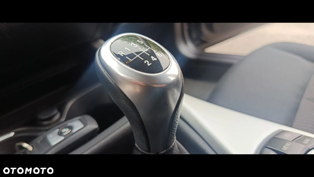 BMW Seria 1 118i Edition Sport - 32