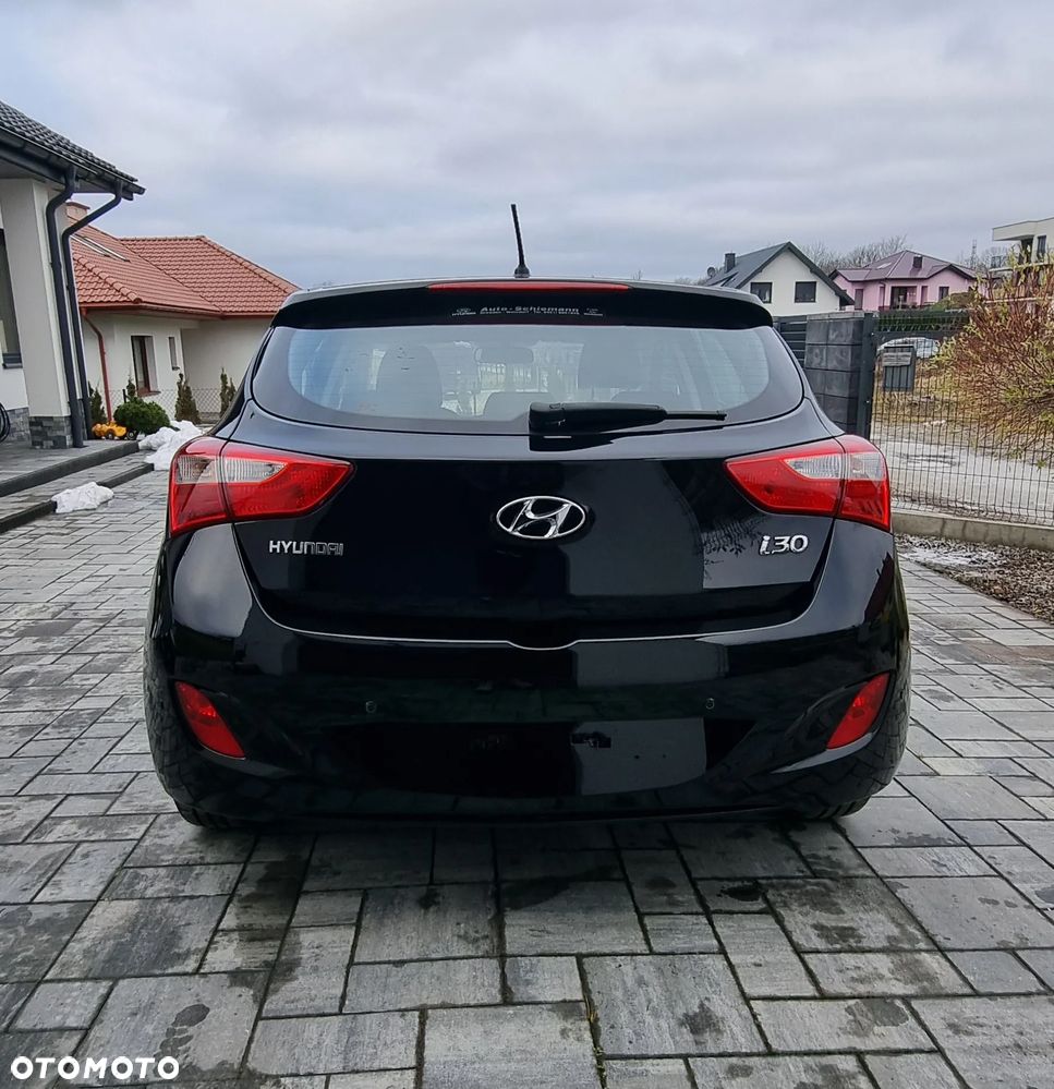 Hyundai i30 1.4 Classic + - 7