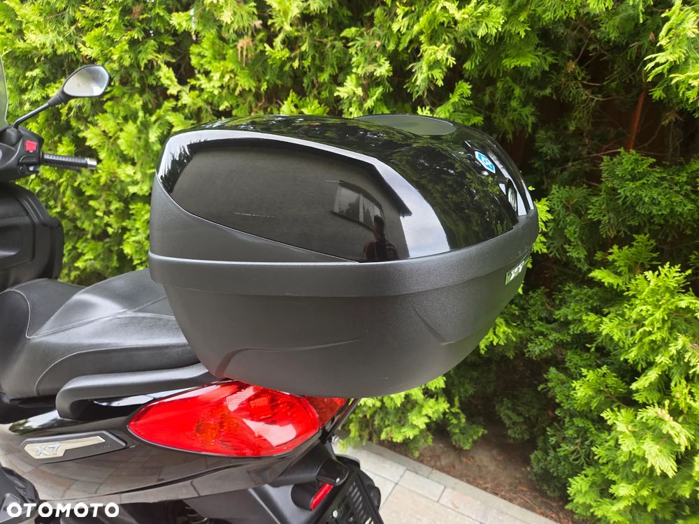 Piaggio X7 - 25