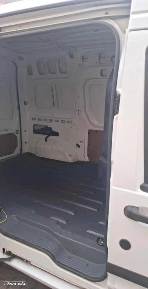 Ford CONNECT 1.8 TDCI - 17