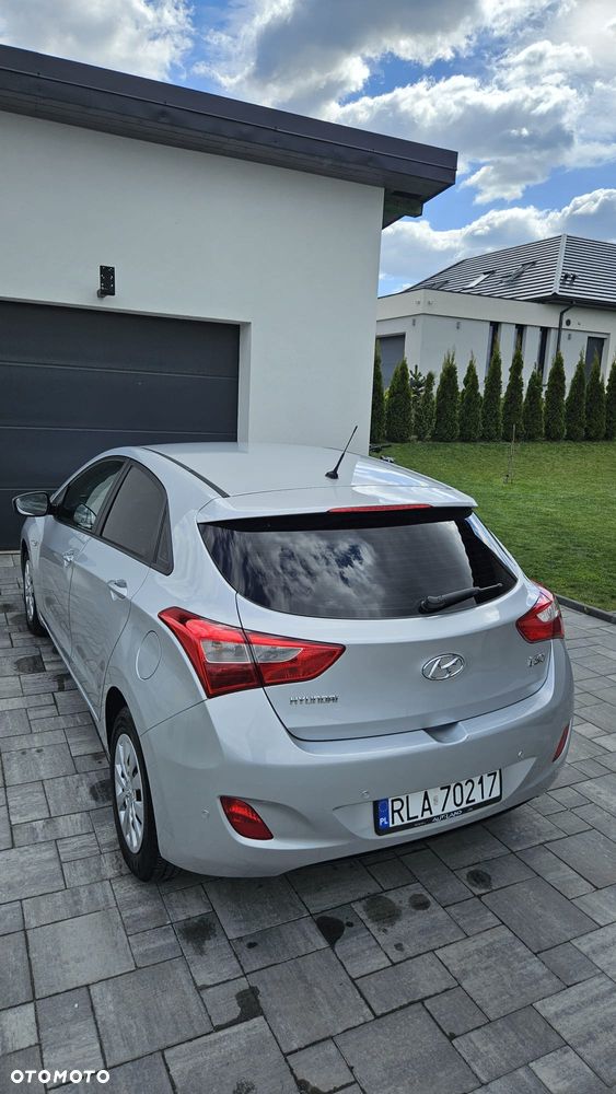 Hyundai i30 1.4 BlueDrive Comfort - 9