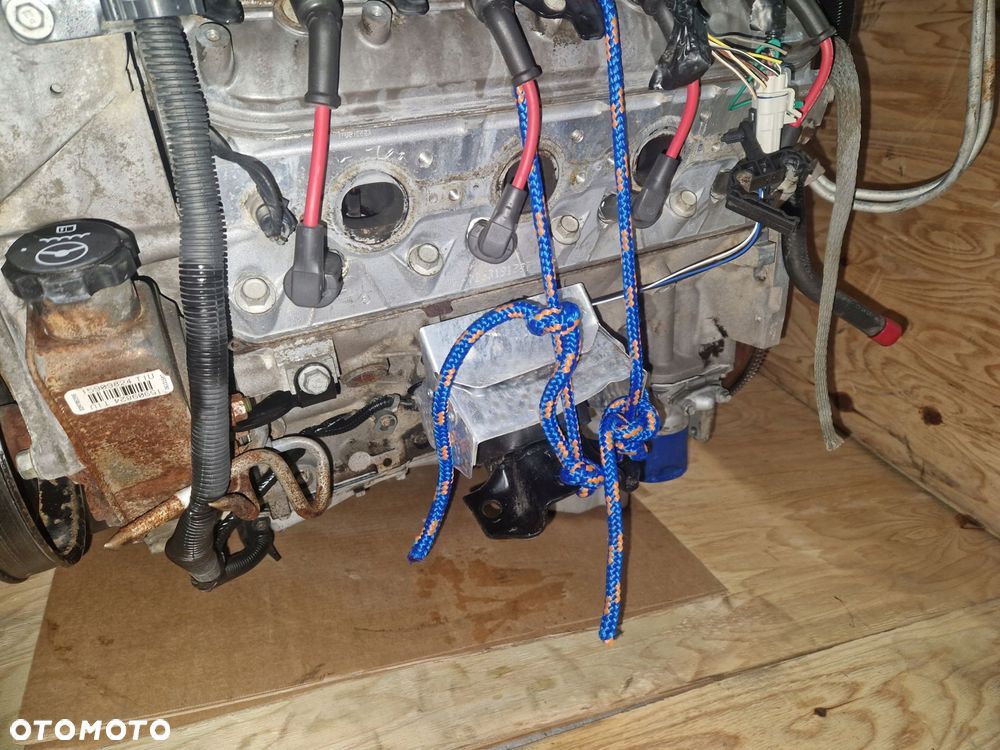 silnik tahoe avalanche suburban 5.3 yukon vortec 06- lc9 afm trailblazer - 3