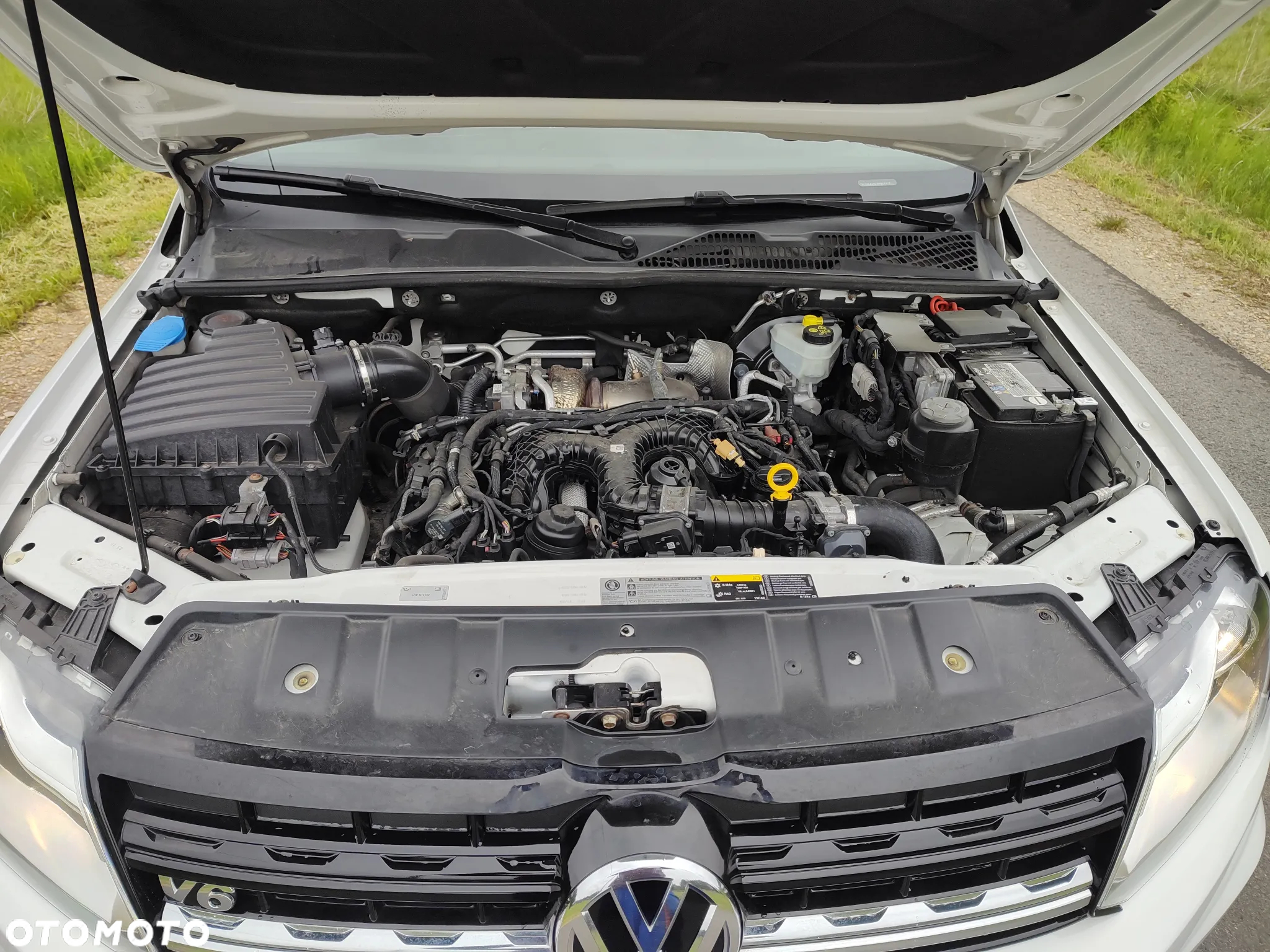 Volkswagen Amarok 3.0 V6 TDI 4Mot Comfortline - 24