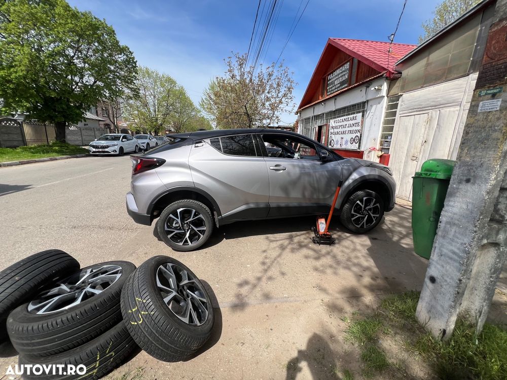 Toyota C-HR 1.8 HSD 122 CP 4x2 CVT Style - 20