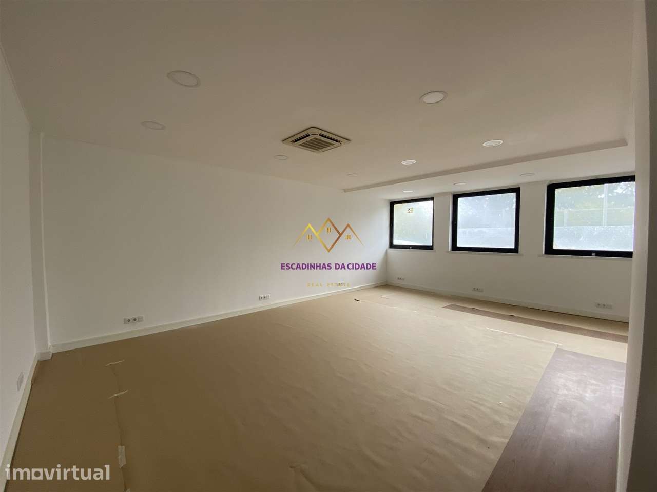 ESCRITÓRIO À VENDA EM MASSAMÁ | EDIFÍCIO TASCOA | REMODELADO E PRONTO - Grande imagem: 5/14