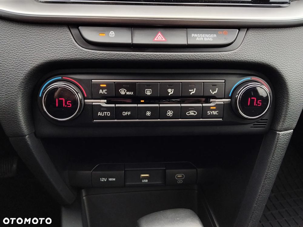 Kia XCeed 1.5 T-GDI M DCT - 17
