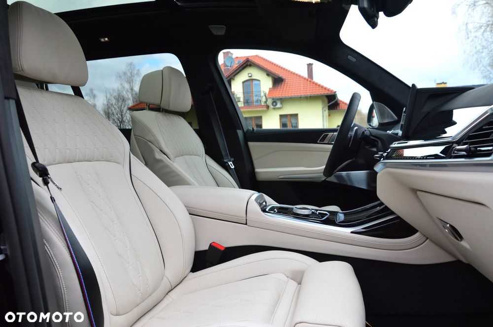 BMW X7 M60i xDrive mHEV sport - 26