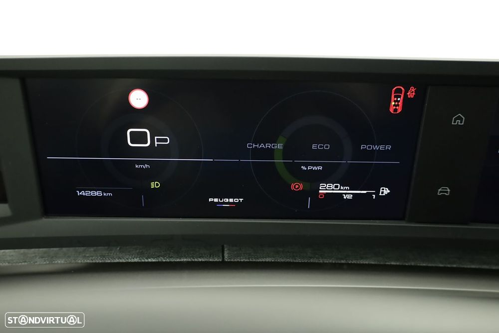 Peugeot 5008 1.2 Hybrid Allure e-DCS6 - 14