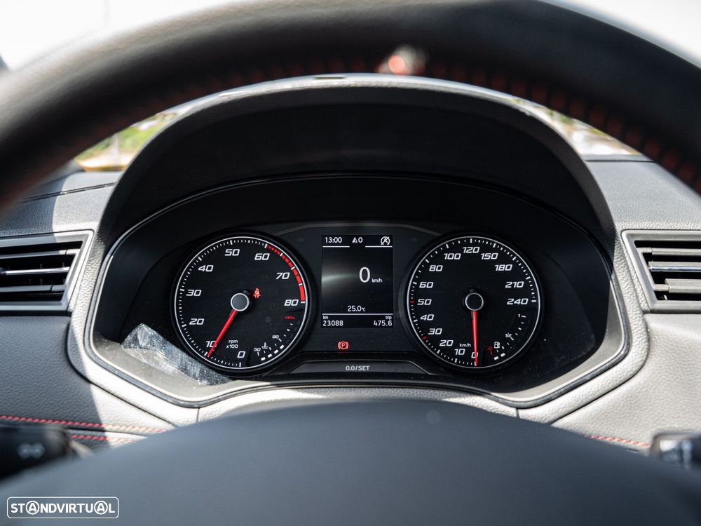SEAT Ibiza 1.0 TSI FR - 38