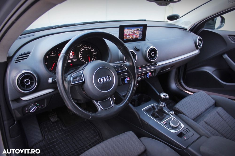 Audi A3 1.6 TDI Limousine (clean diesel) Attraction - 5