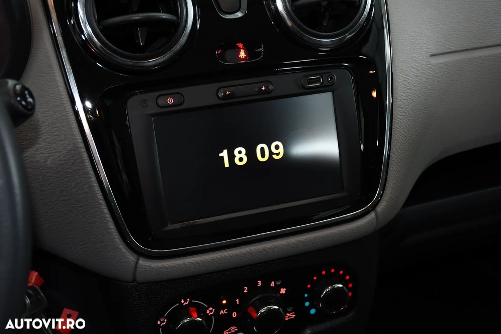 Dacia Lodgy dCi 110 Prestige - 18
