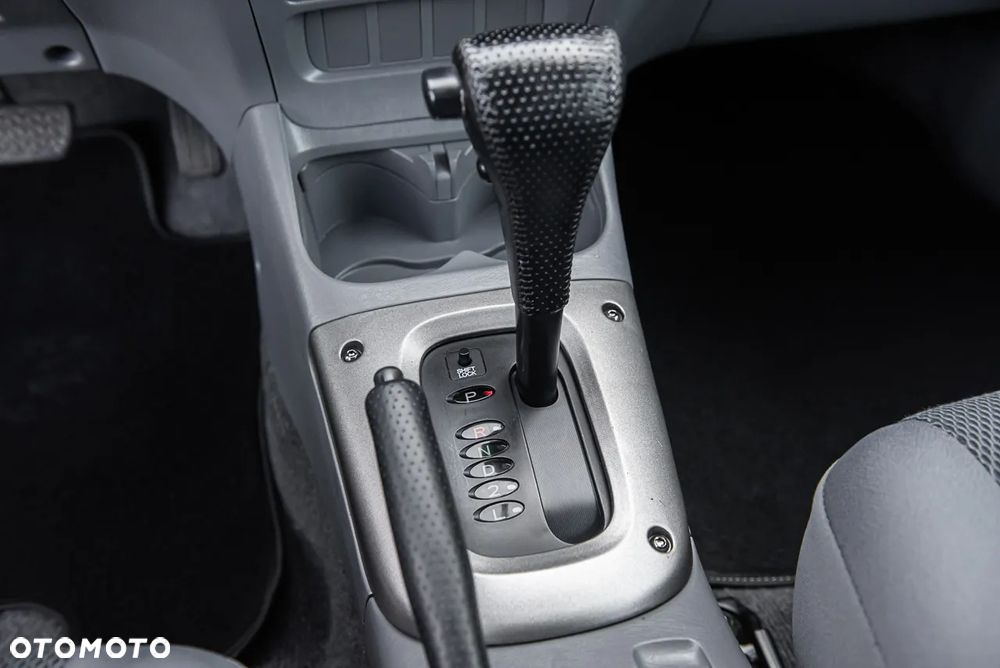 Toyota RAV4 - 18