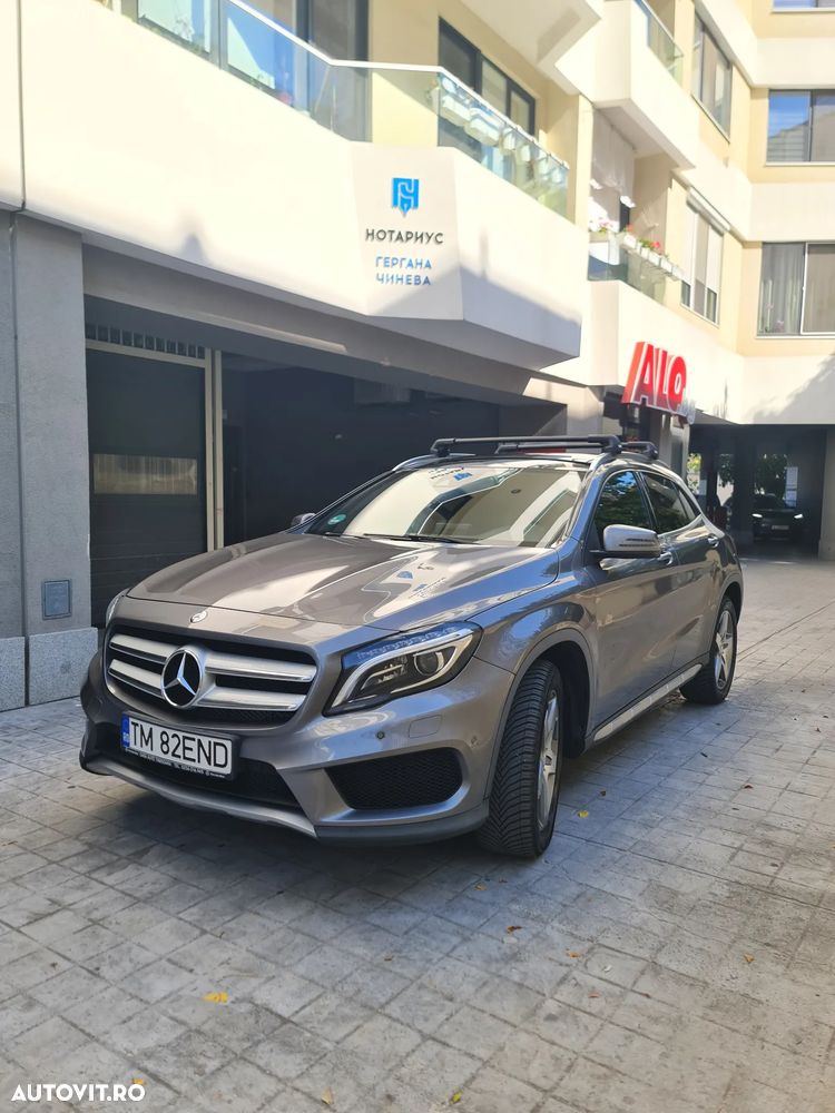 Mercedes-Benz GLA 220 d 4MATIC 7G-DCT AMG Line - 4