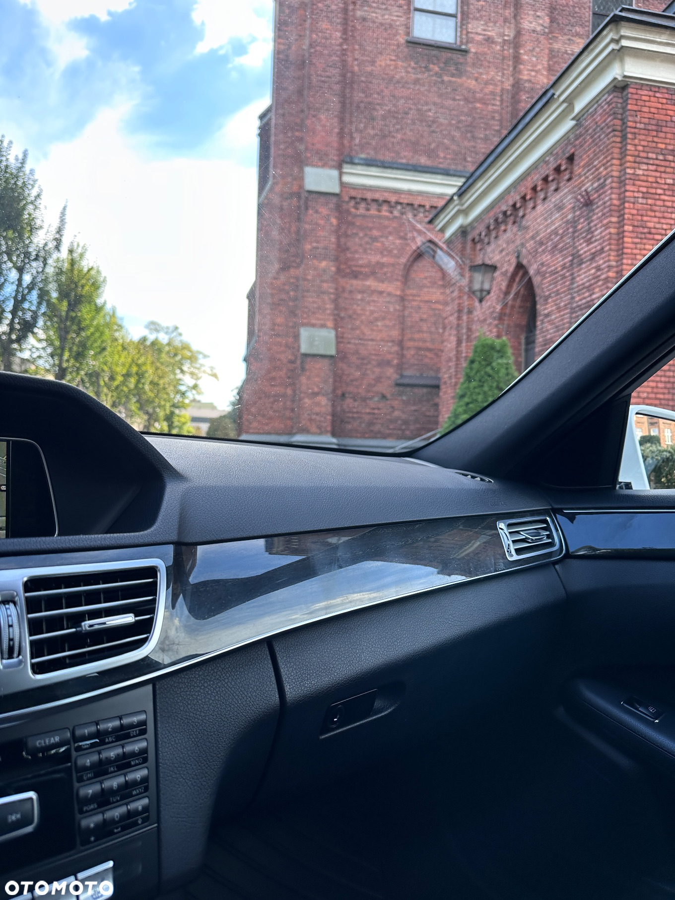 Mercedes-Benz Klasa E 200 CDI 7G-TRONIC - 19
