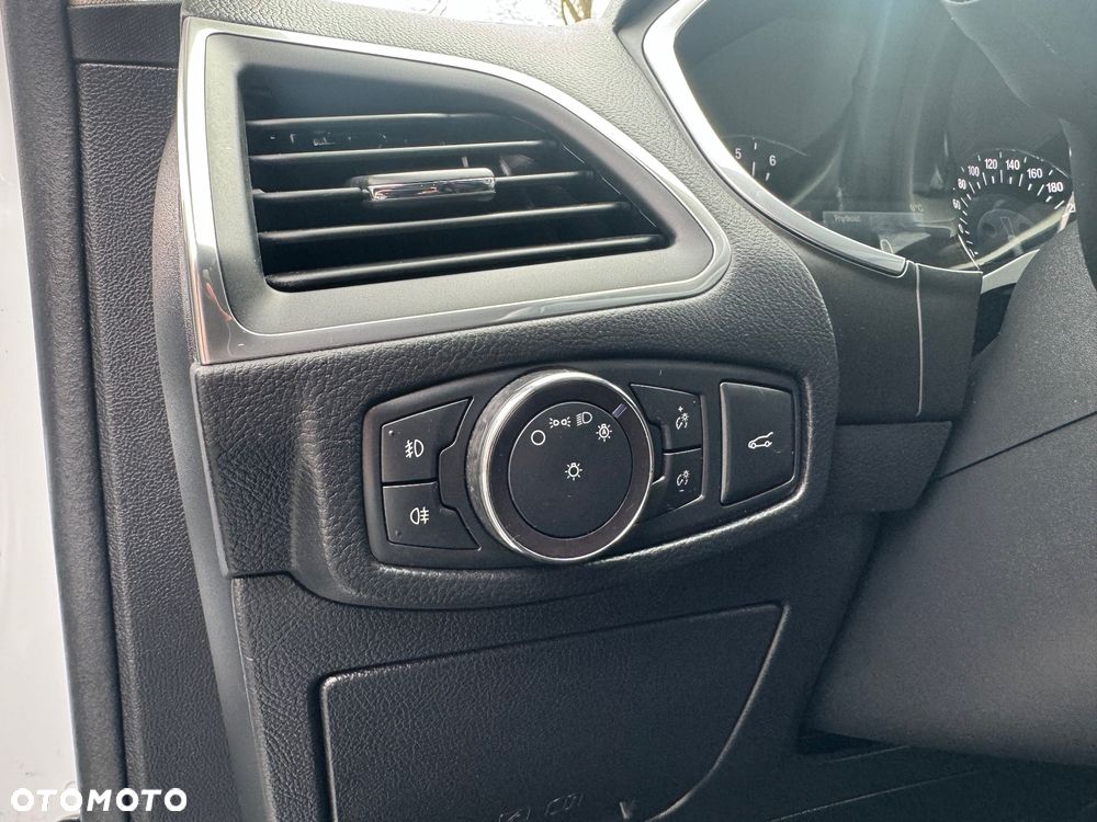 Ford S-Max 2.0 EcoBlue Titanium - 27