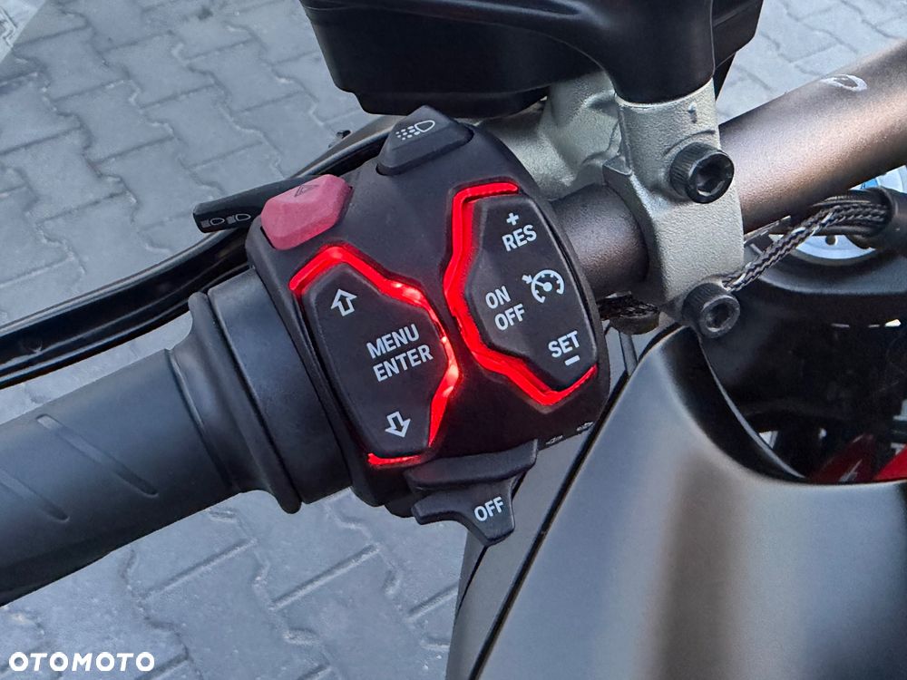 Ducati Diavel - 18