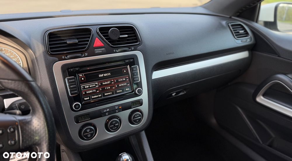 Volkswagen Scirocco 1.4 TSI DSG - 23