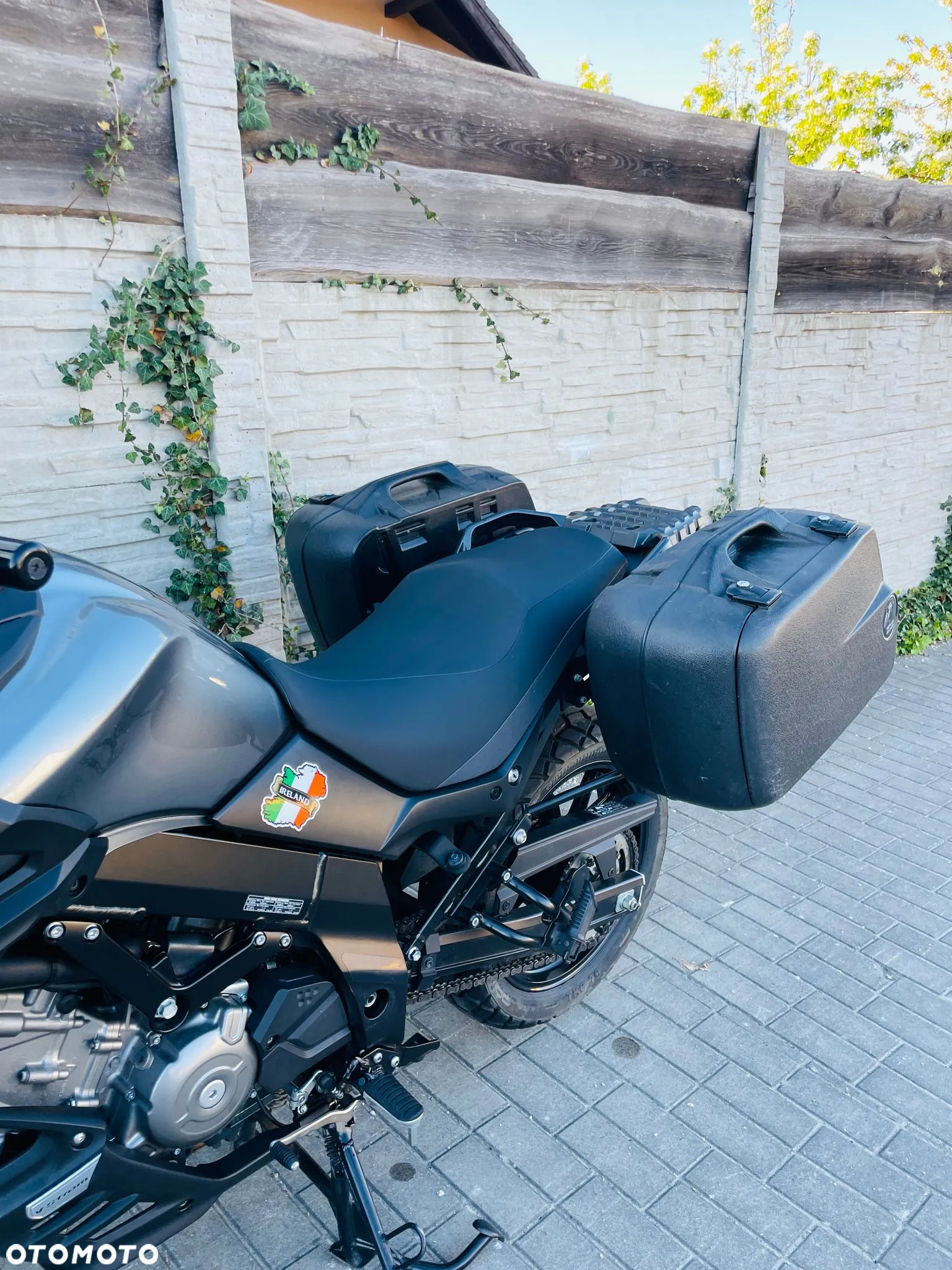 Suzuki V-STROM - 11
