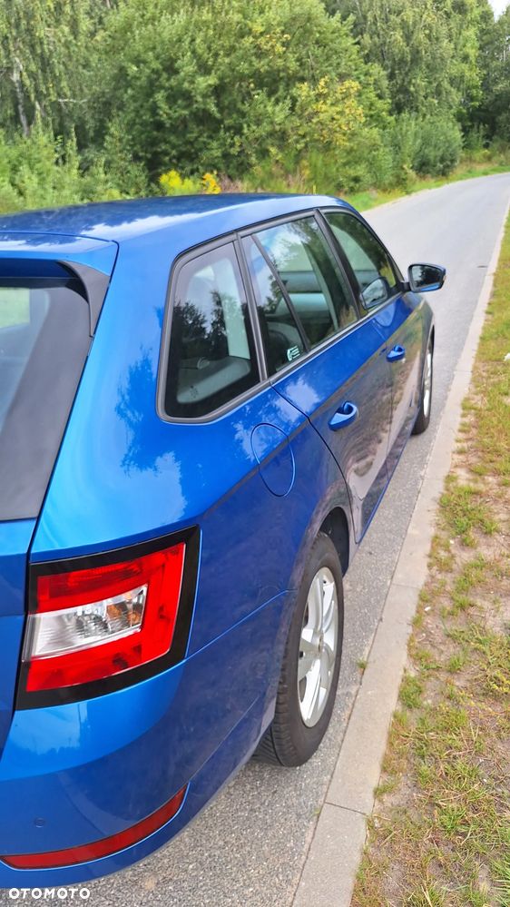 Skoda Fabia 1.0 Ambition - 3