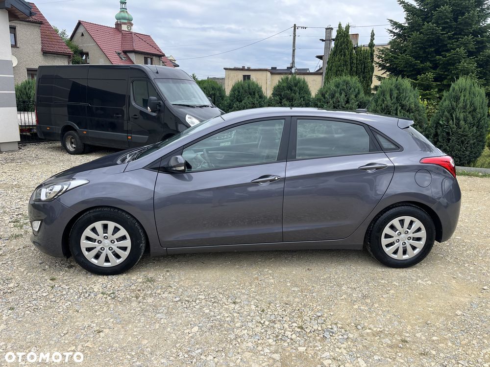 Hyundai i30 blue 1.4 Classic Navigation - 4