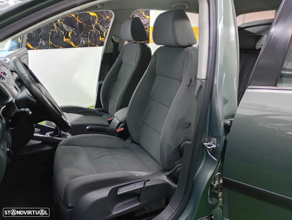 VW Golf - 25