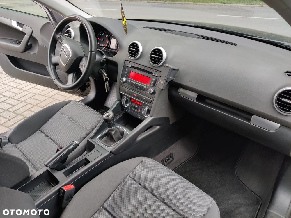 Audi A3 1.9 TDI Ambiente - 28