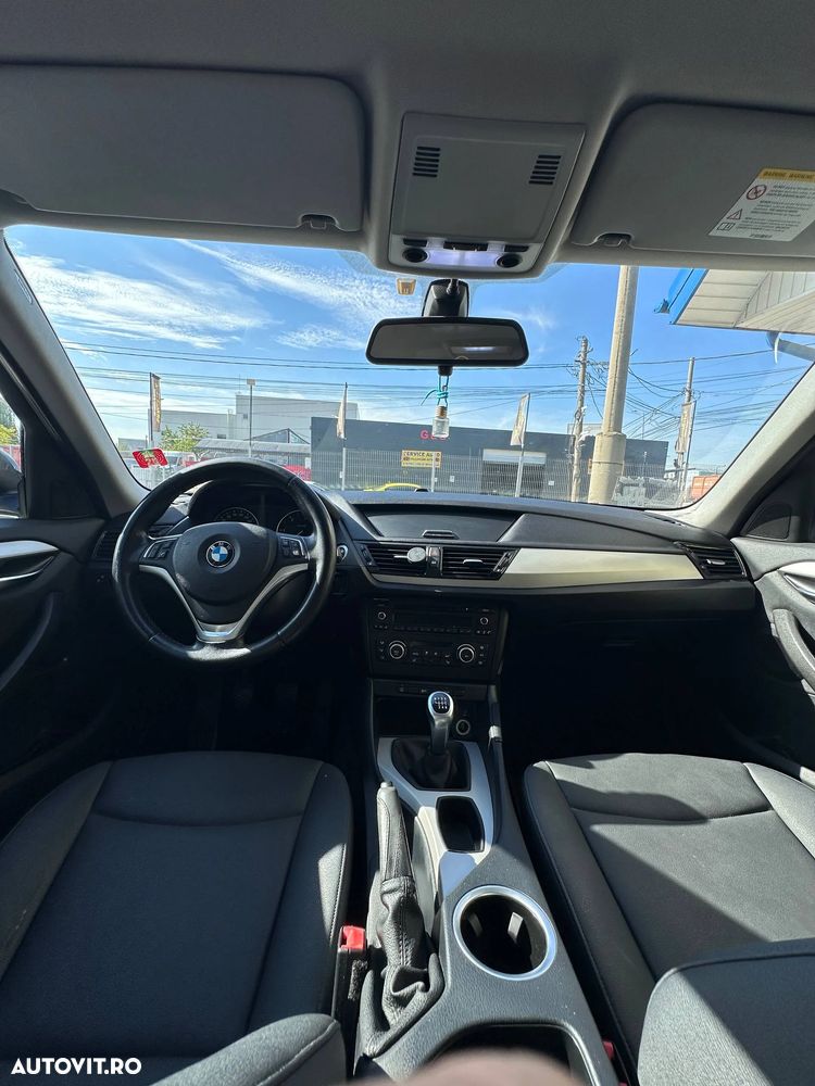 BMW X1 sDrive18d xLine - 8