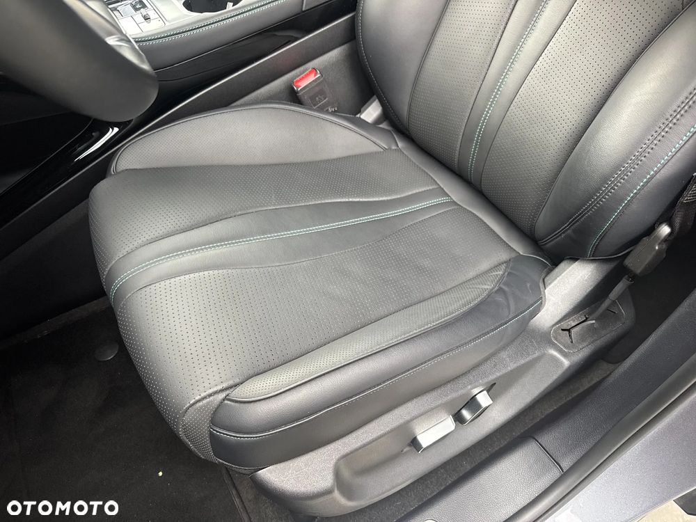 BYD Seal U 1.5T Design AWD - 13