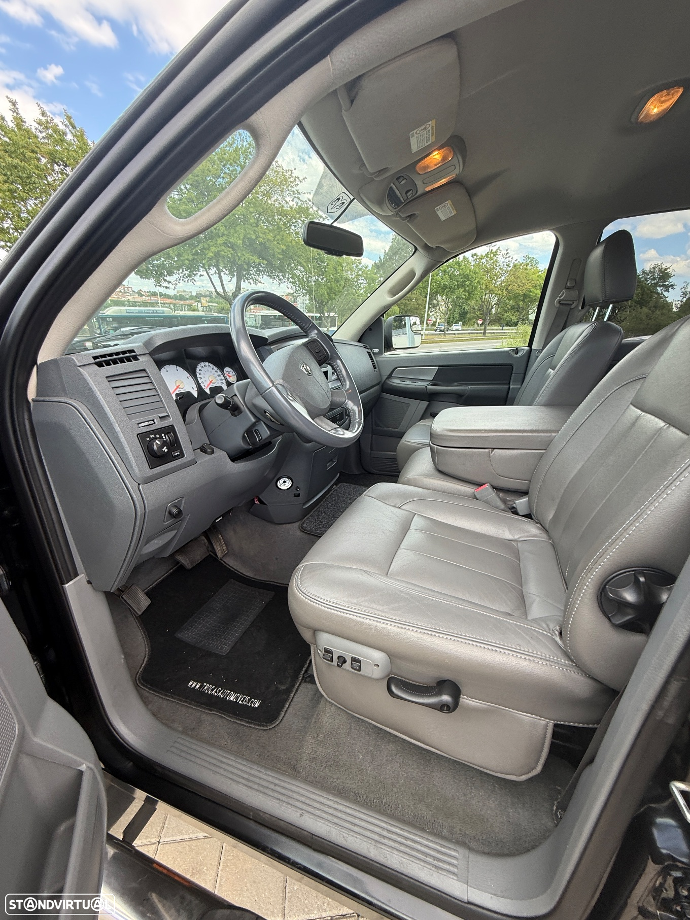 Dodge RAM - 13