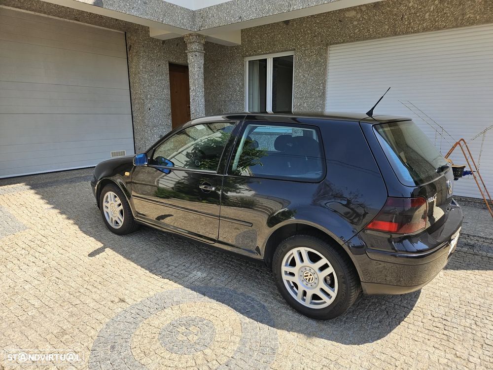 VW Golf 1.9 TDi Highline - 1