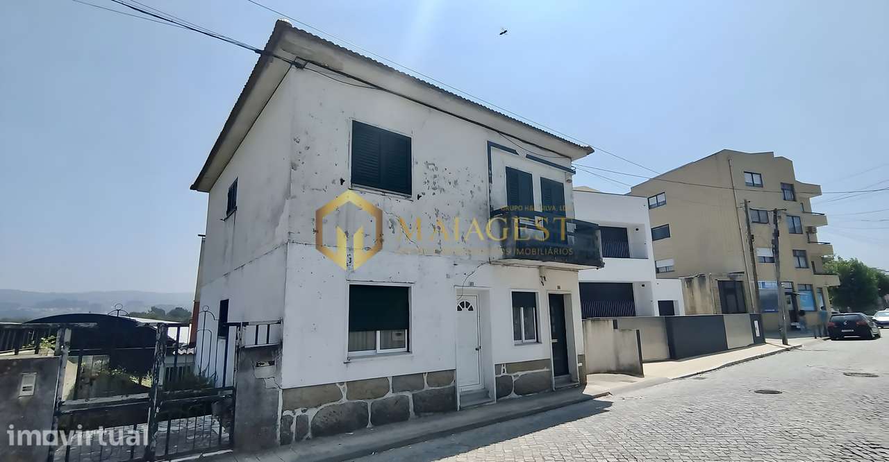 Andar Moradia T2 com Garagem e Anexo junto ao Metro de Fânzeres