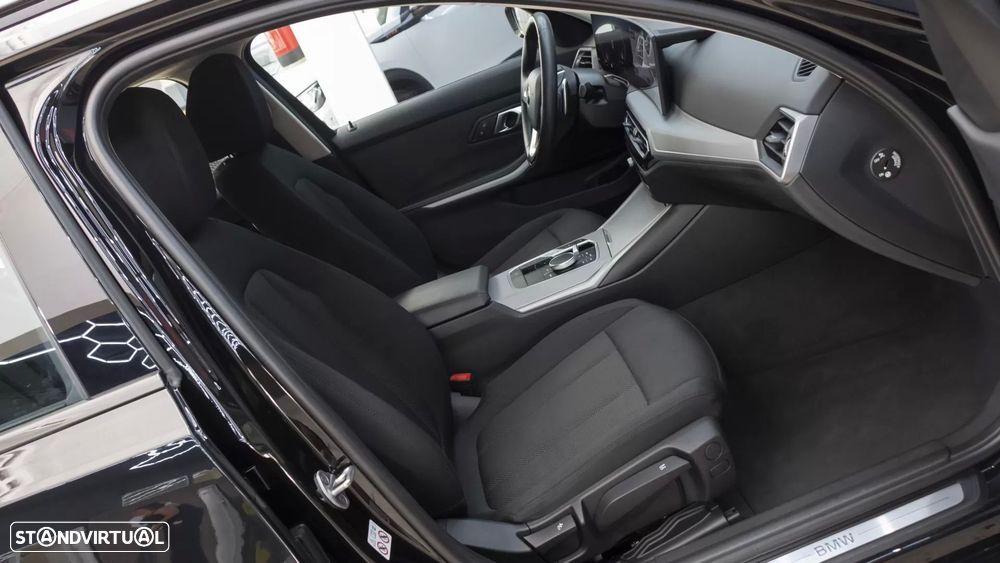 BMW 318 d Auto - 16
