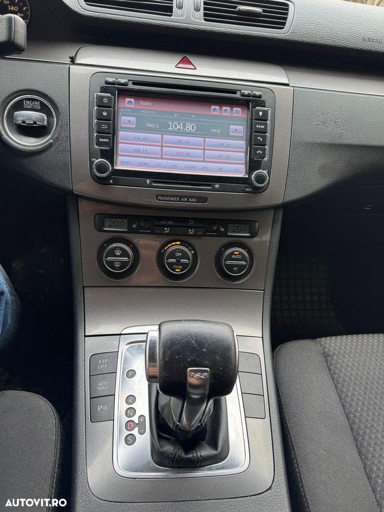 Volkswagen Passat 2.0 TDI DPF DSG Trendline - 5