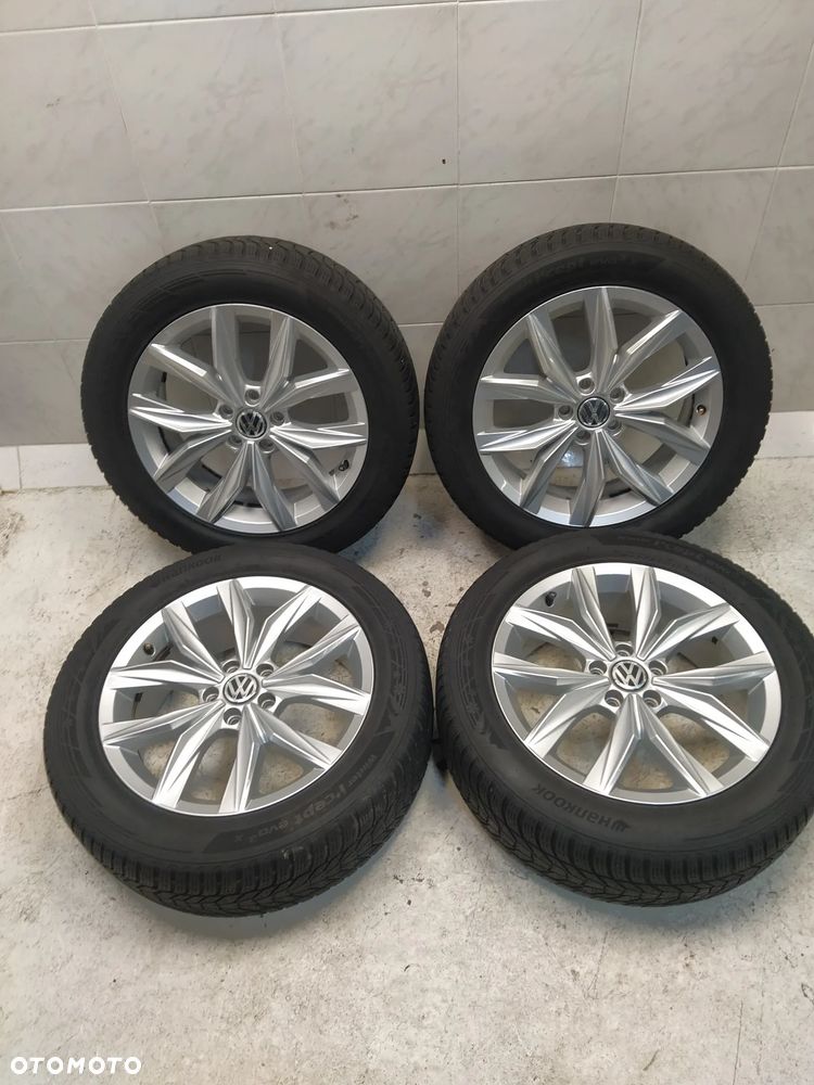 VW TIGUAN PASSAT GOLF JETTA SCIROCCO ARTEON 7X18 ORYGINALNE FELGI ALUMINIOWE R18 ET43 OPONY HANKOOK ZIMA 235/55 KOŁA KOMPLET - 2