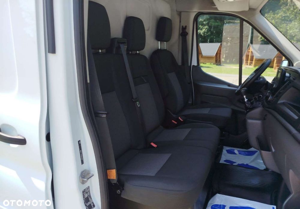 Ford Transit - 21