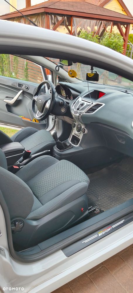 Ford Fiesta 1.6 Ti-VCT Sport - 8