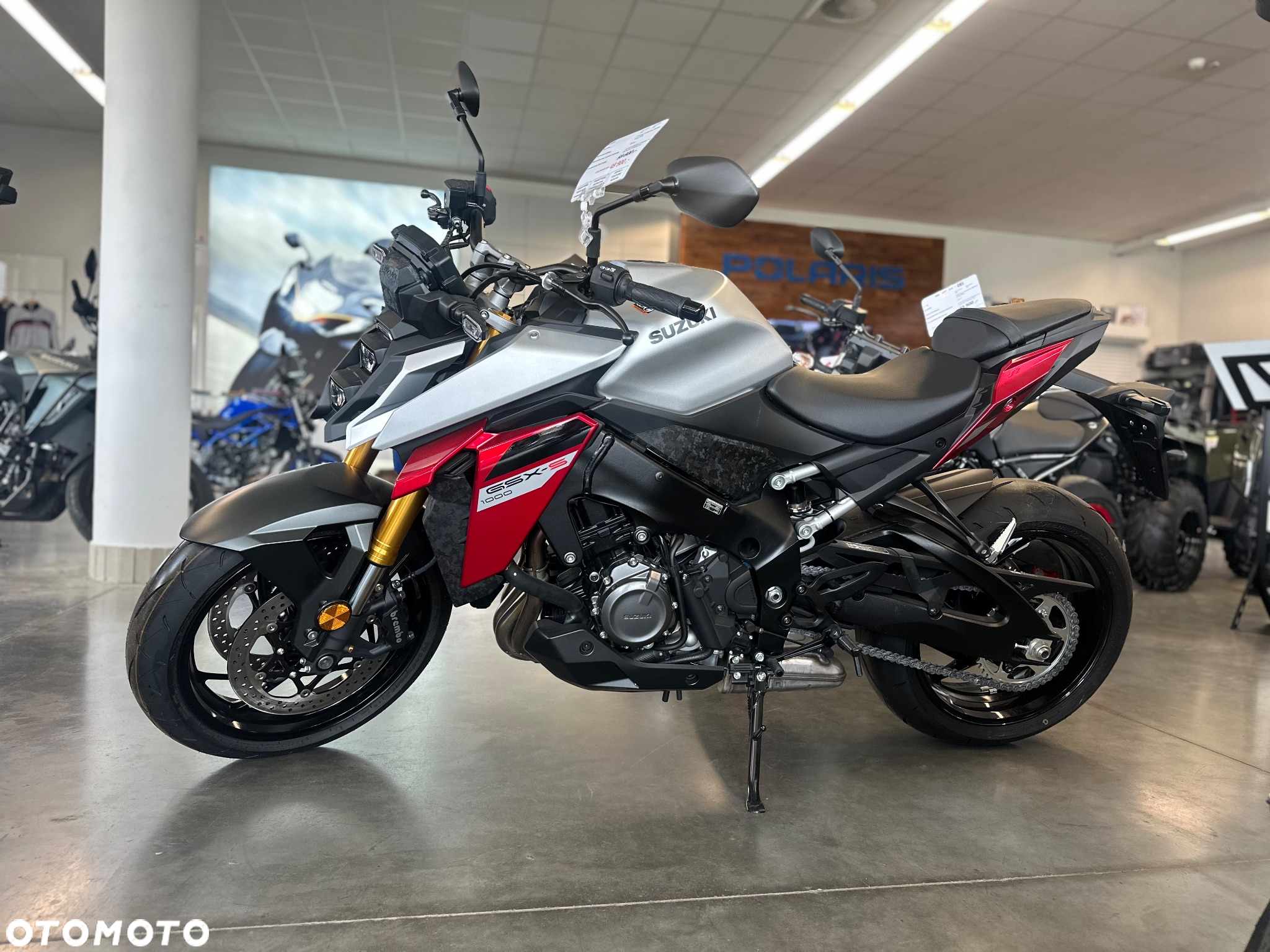 Suzuki GSX 1000 - 11
