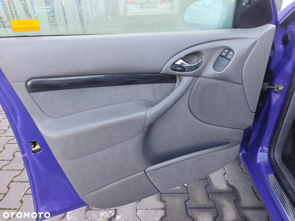 Ford Focus - 11