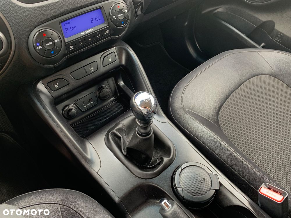 Hyundai ix35 blue 1.6 2WD Finale - 16