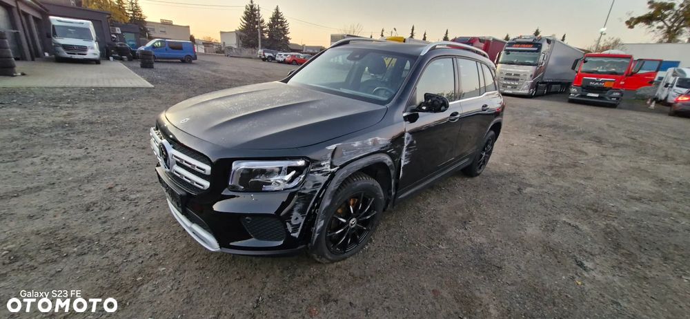Mercedes-Benz GLB 200 d 4-Matic 8G-DCT - 2