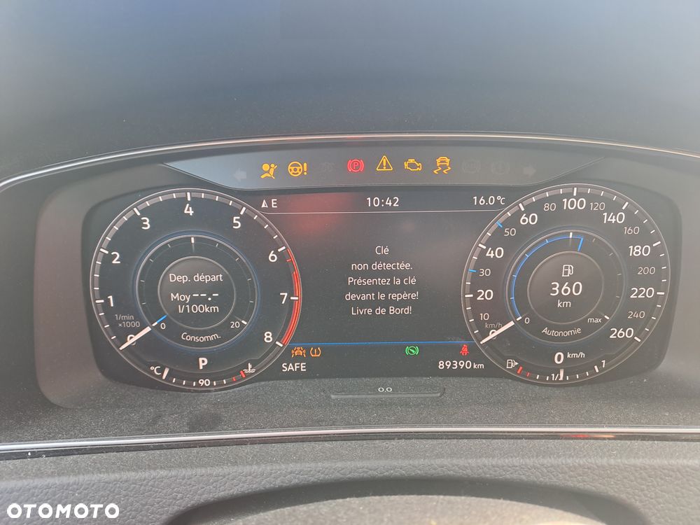 Volkswagen Golf 1.5 eTSI OPF DSG R-Line - 12
